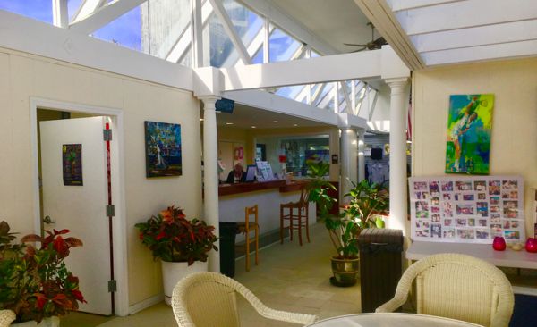 loc_westhampton_beach_lobby